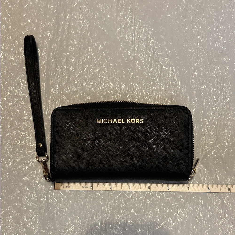 Michael Kors Black Textured Wristlet
